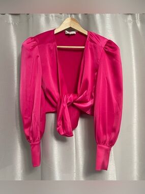 YF Alcott Knot Front Crop Top – Pink, Long Sleeve, Puff Shoulder, V-Neck